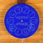 無給電メダルラジオHOOPRA　～大きなダイヤルを回して選局する無給電ラジオです。