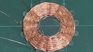 スパイダーコイルの巻枠に好適な素材の探究とレーザー加工